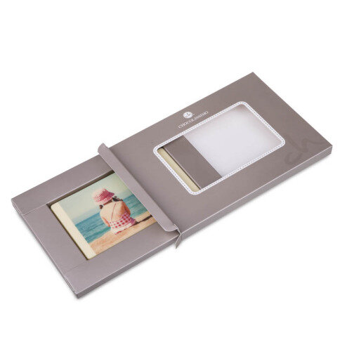 chocolate bar, belgian chocolate, chocolate slab as a christmas gifr, christmas chocolate, christmas chocolate decoration, luxury chocolate, dark chocolate, milk chocolate, white chocolate, madagascar, venezuela, mexico, equador, printing on chocolate, pohoto on chocolata