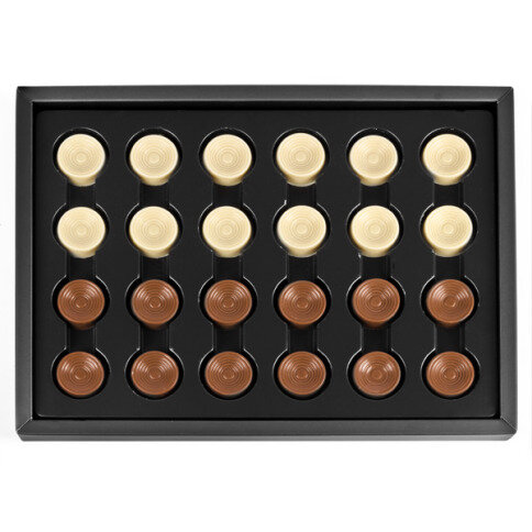 chocolate checkers, chocolate game, chocolate gift, belgian chocolate, chocolate figures
