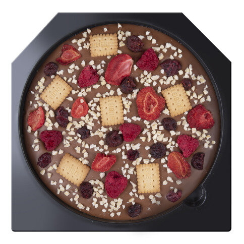 chocolate pizza, chocolate gift, chocolate snacks, flavoured chocolate, chocolate present for kids, for a pizza fan