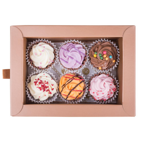 belgian pralines, chocolate pralines, gift for Christmas, Xmas decoration, charming gift for xmas, lovely pralines as a christmas present