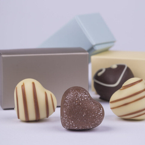 best chocolate for wedding, wedding chocolate, chocolate pralines