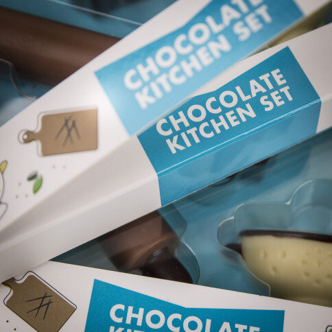 chocolate figures, belgian chocolate, gift for women, present for mother, gift for grandmother, kitchen figures
